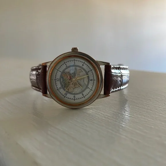 Urban Outfitters World Map Watch ***NEEDS NEW BATTERY*** - Picture 1 of 4